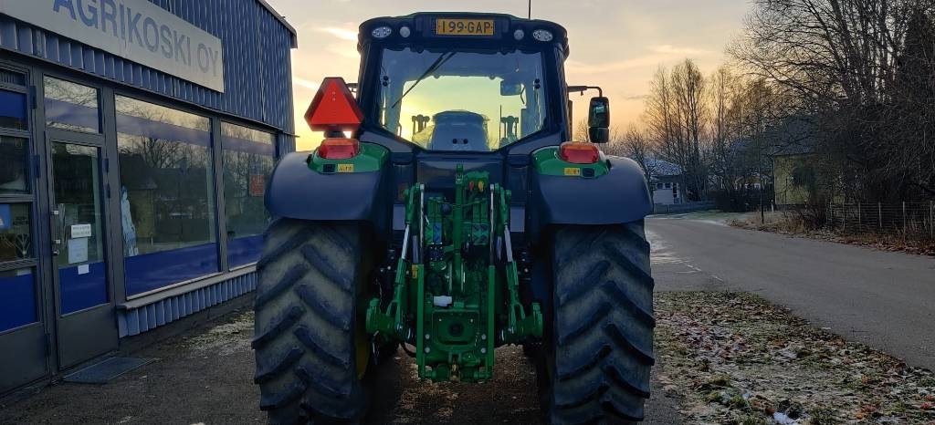 John Deere 6120 M kuva 6