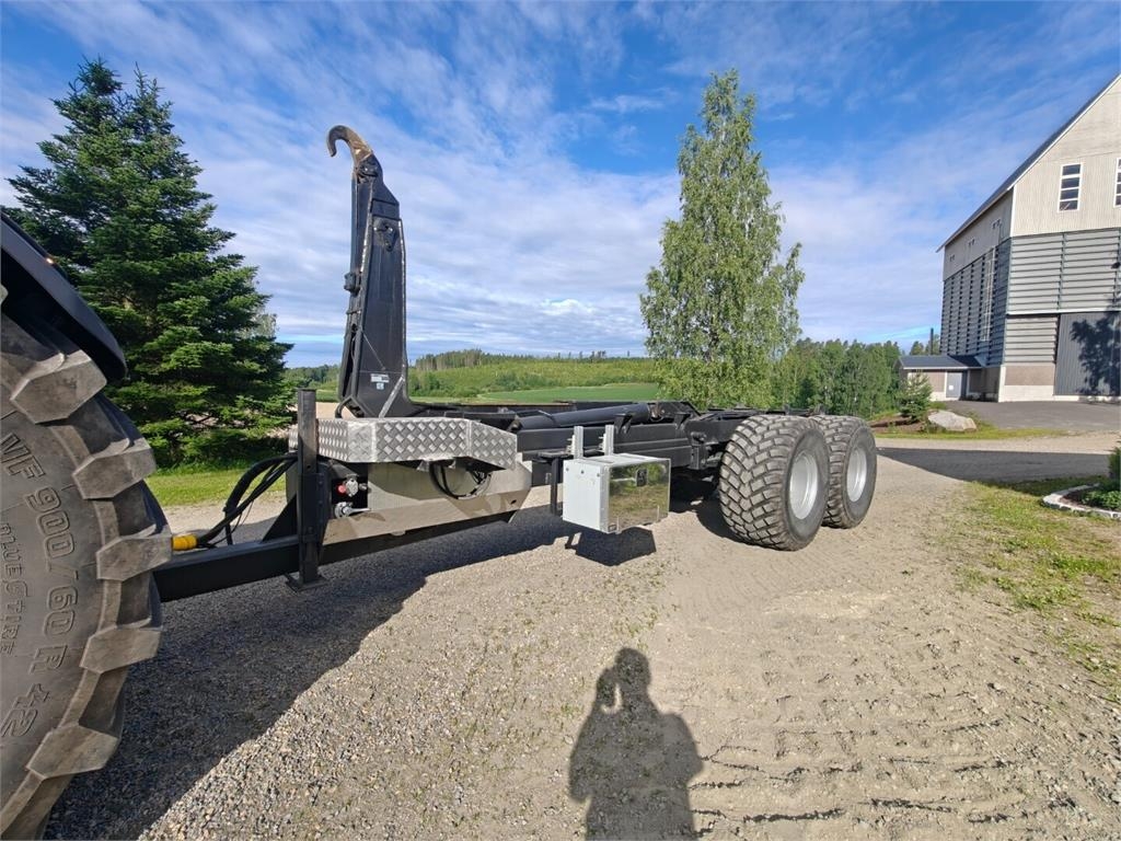 Omavalmiste Koukkukärry kuva 7