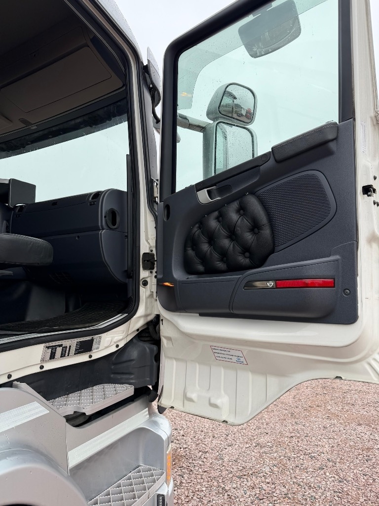 Scania R520LB8x2/4MNB kuva 8