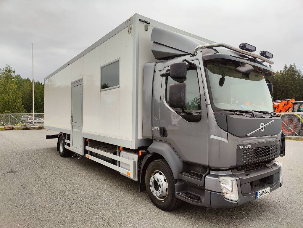 Volvo FL 250 Expo näyttelyauto