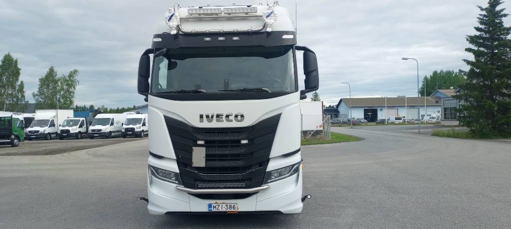 Iveco AS440 XTZ 6x4 kuva 3