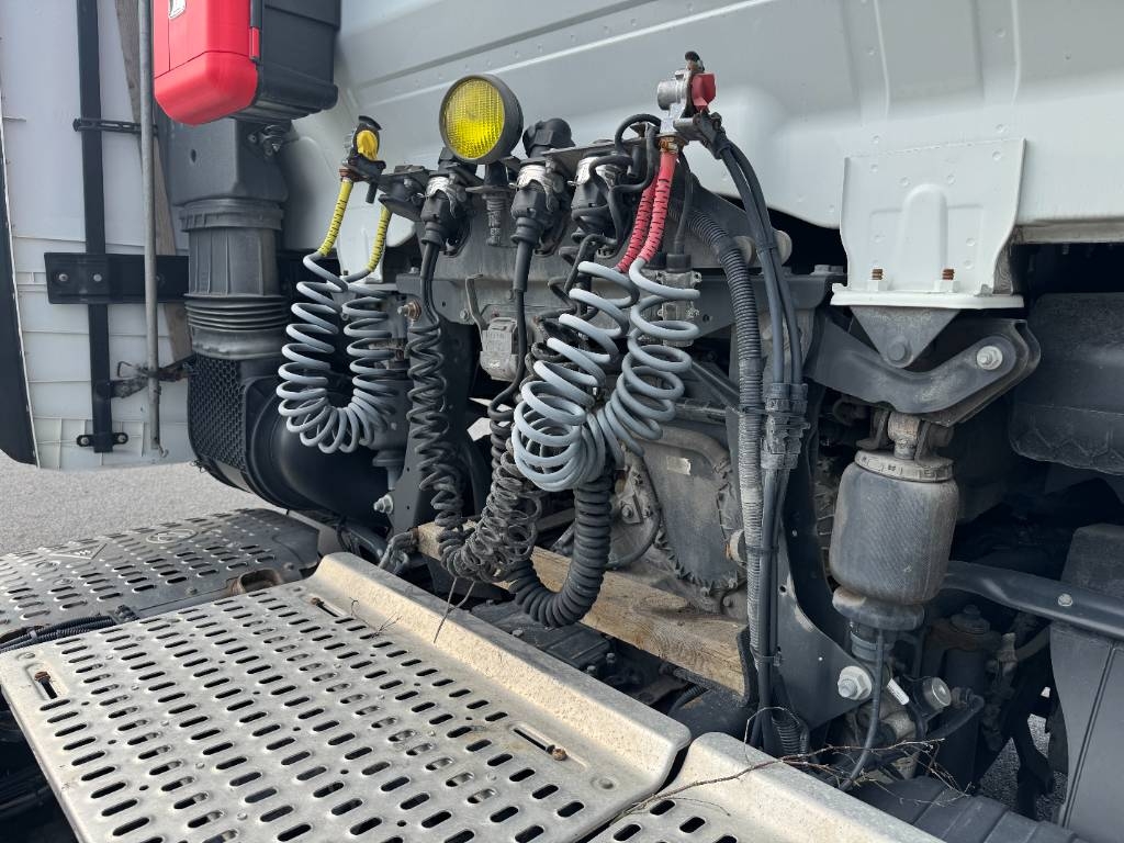 Iveco S-Way AS440S49 kuva 7