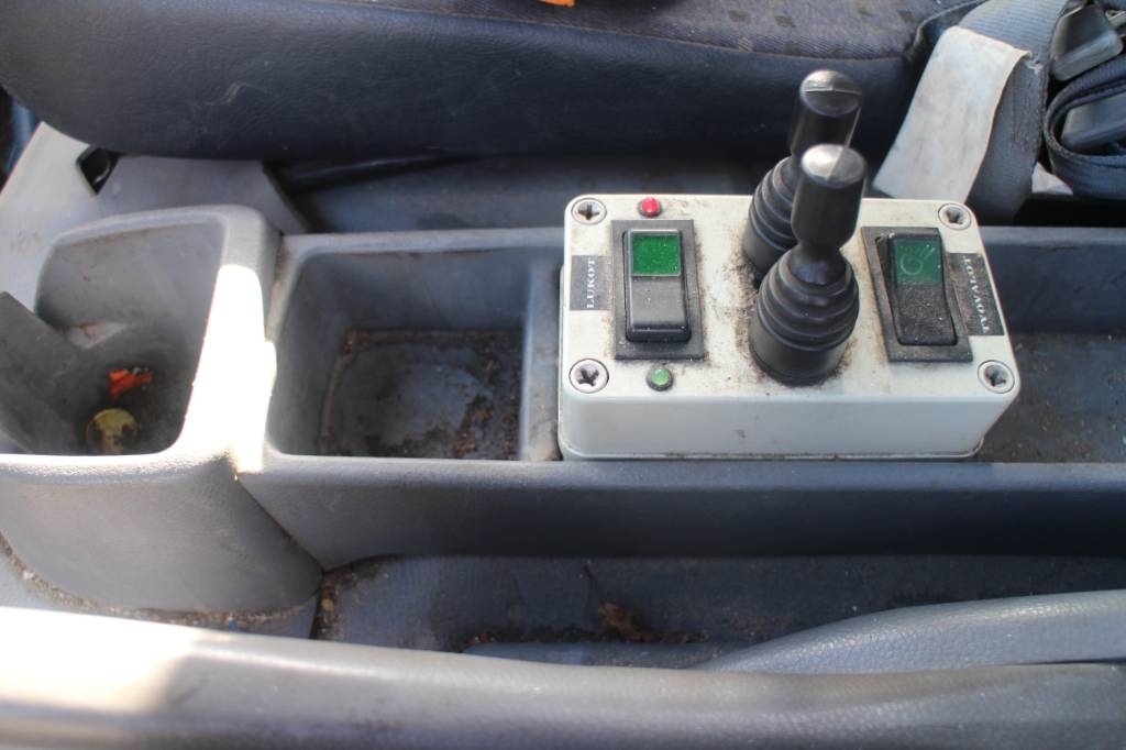 Mitsubishi Fuso Canter FE 85 kuva 8