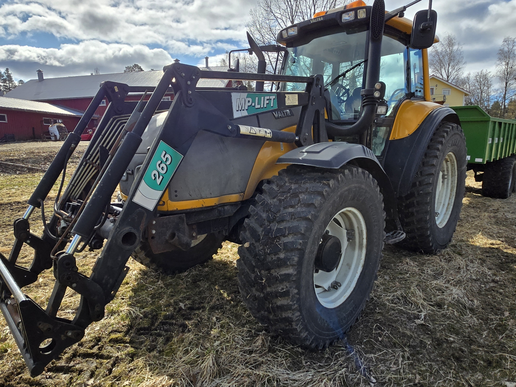 VALTRA T 150 kuva 2