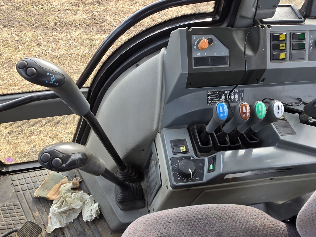 VALTRA T 150 kuva 6