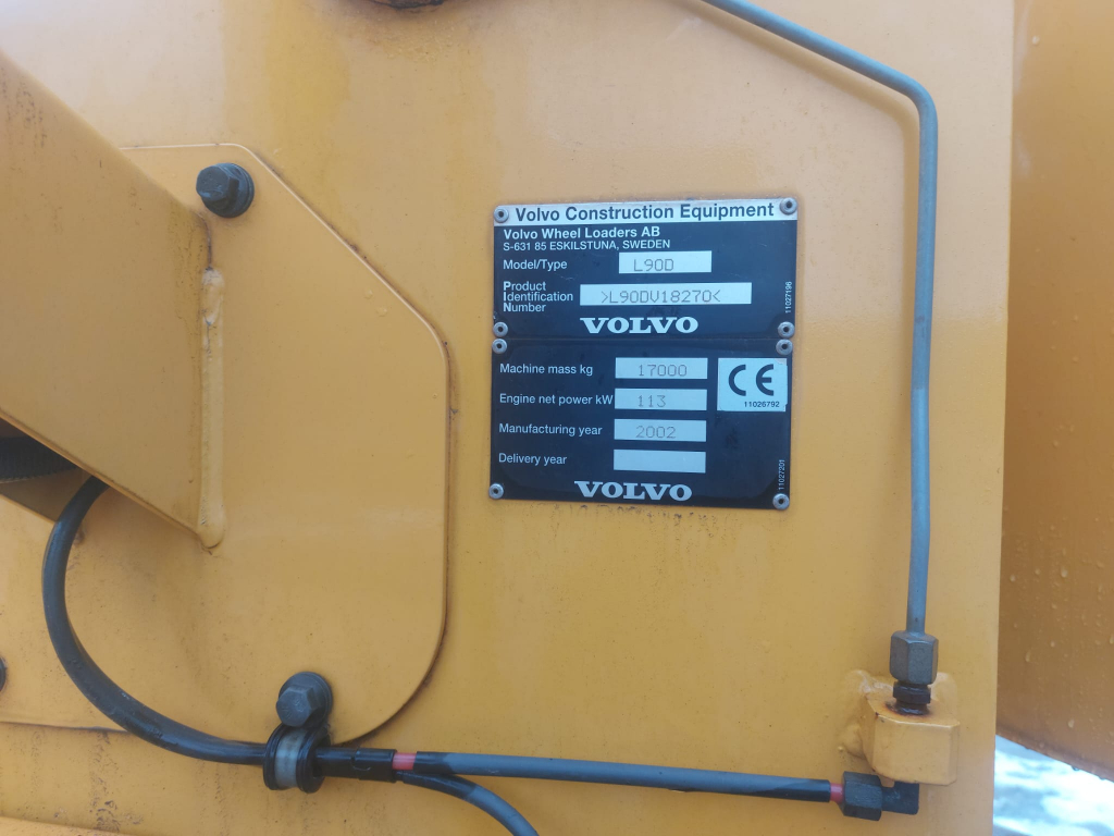 VOLVO L90D kuva 7