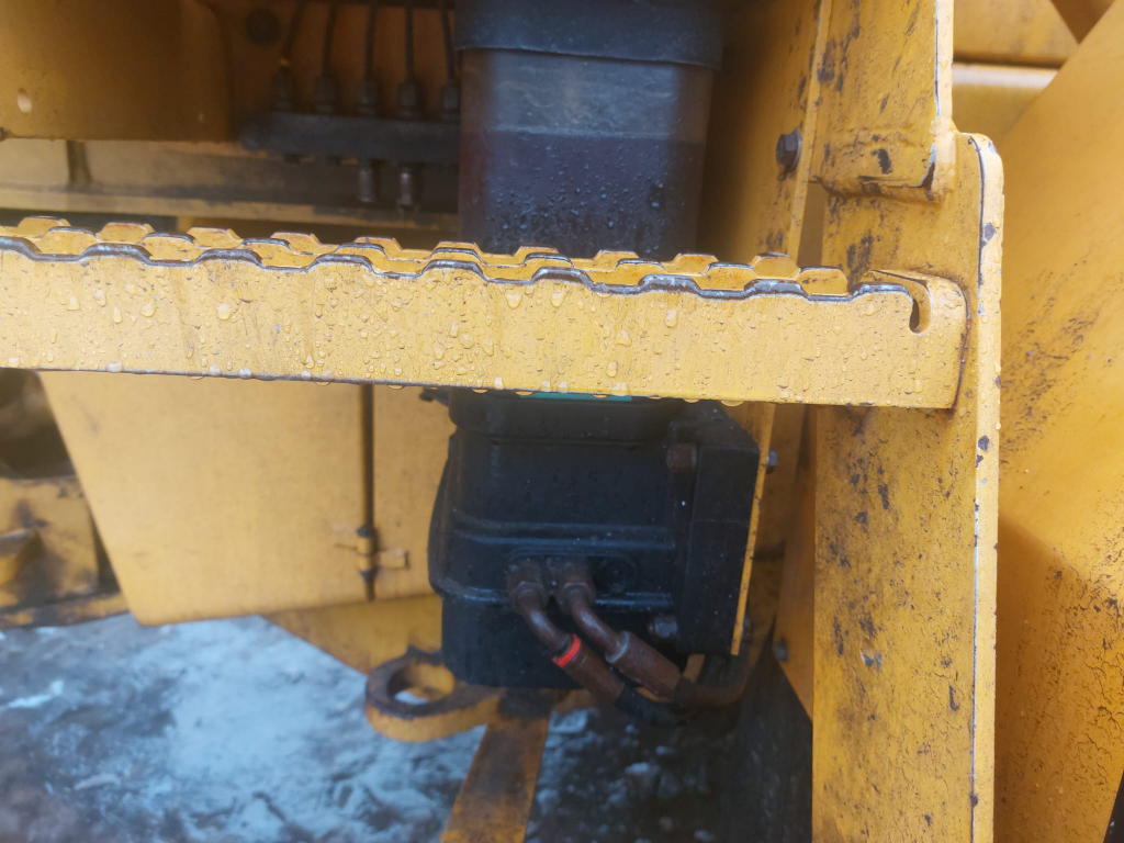 VOLVO L90D kuva 8