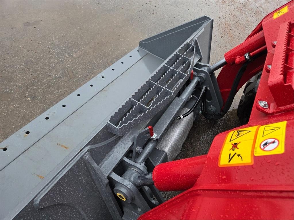 Takeuchi TL12v-2 kuva 6
