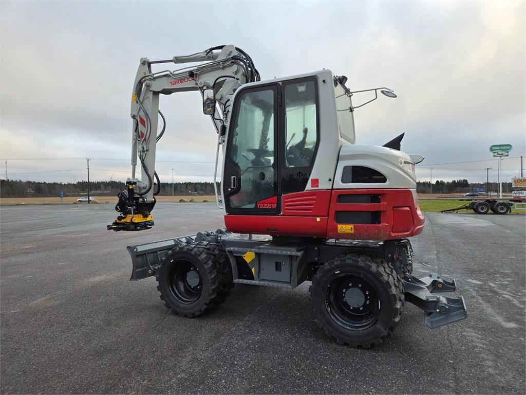 Takeuchi TB395w kuva 2