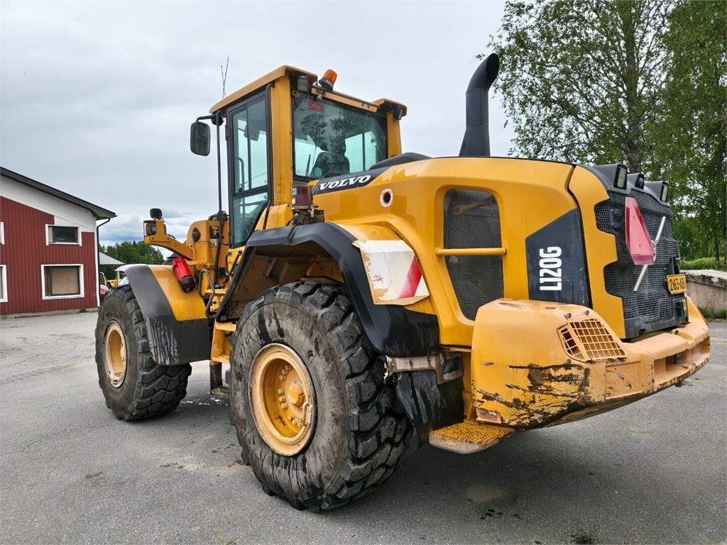 Volvo L120G kuva 7
