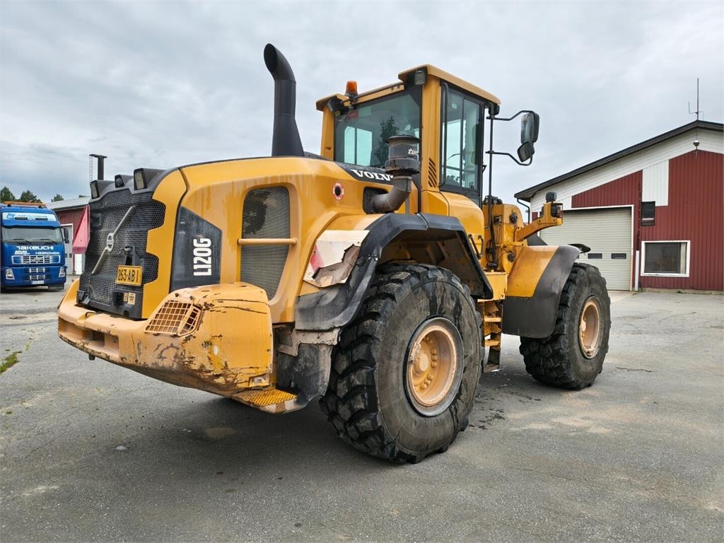 Volvo L120G kuva 8