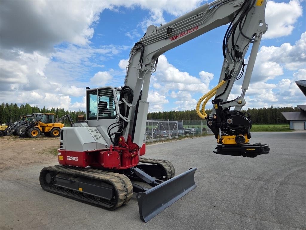 Takeuchi TB280FR kuva 5