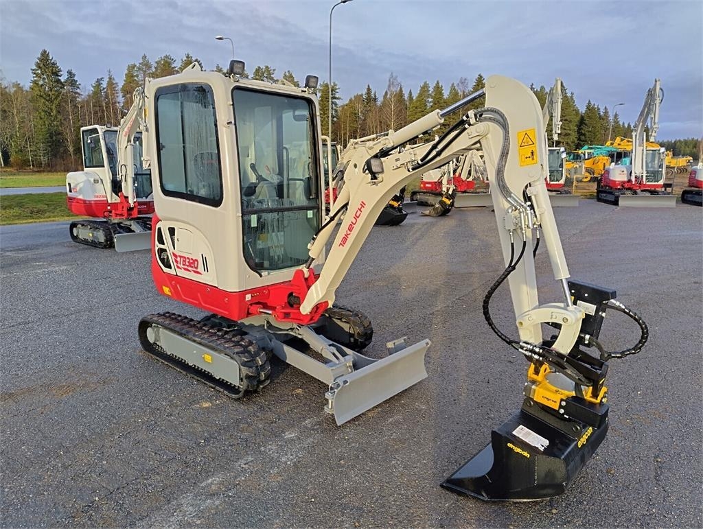 Takeuchi TB320 NOVÉ kuva 5