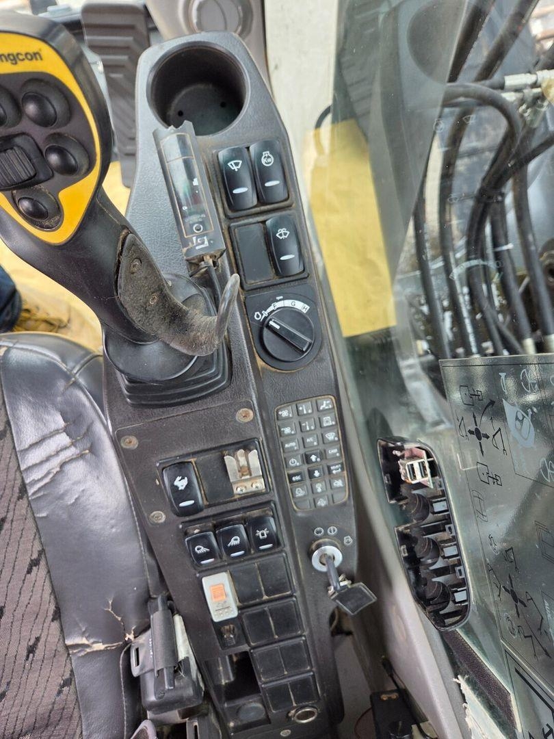 Volvo EC210CL kuva 17