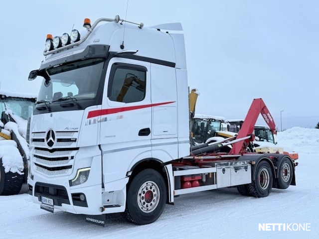 Mercedes-Benz 2853