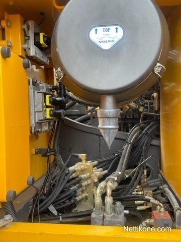 Volvo EC300DL kuva 15