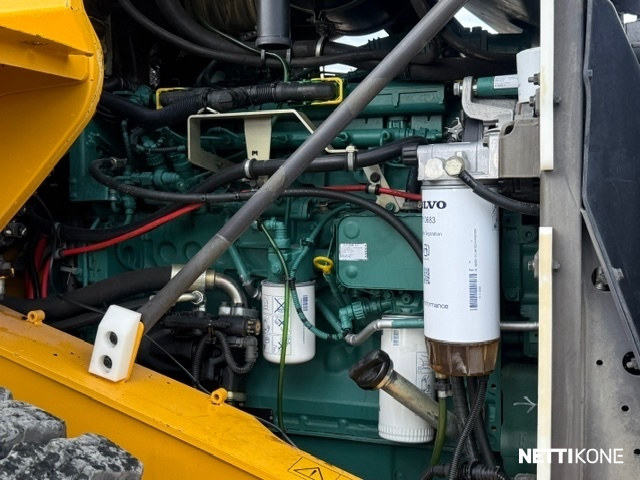 Volvo L90G kuva 20