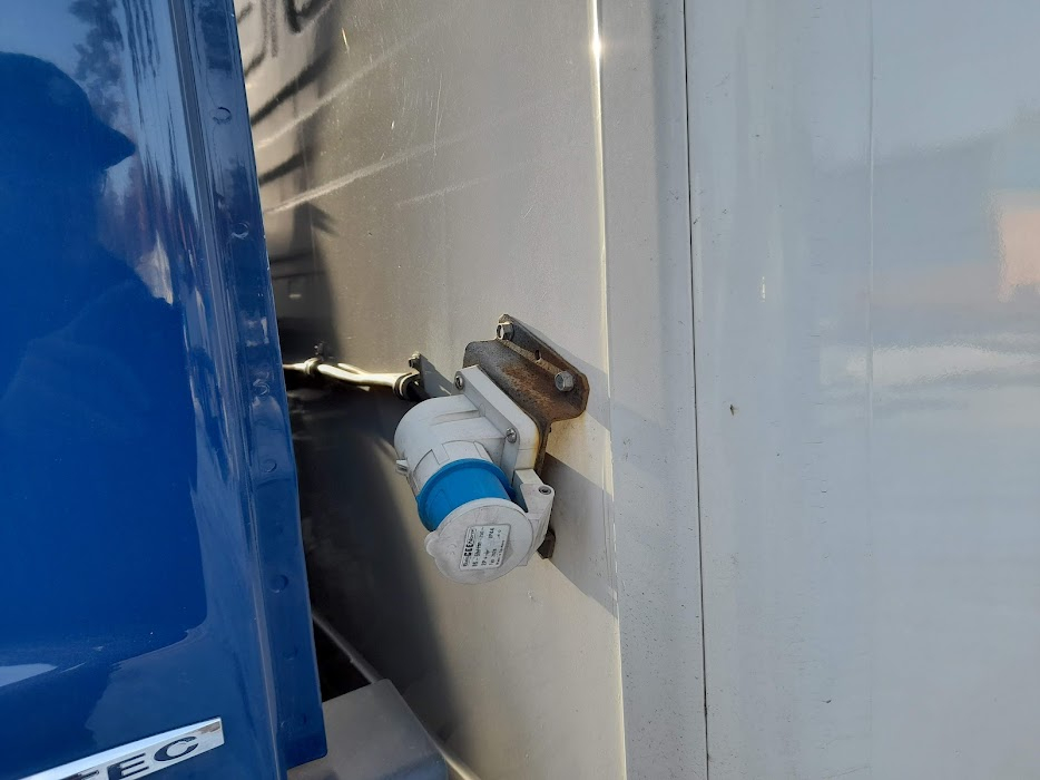 ثلاجة مرسيدس بنز Atego 821 Automat Xarios 300 kuva 5