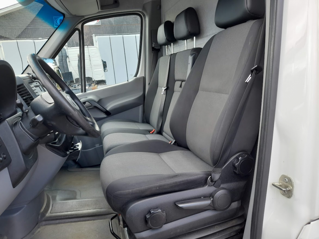 VW Crafter 35 TDI pakettiauto 120kw umpikori+pl-nostin Euro 5 kuva 7