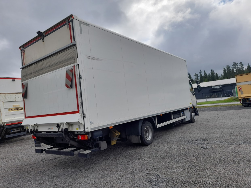 VOLVO FL 210 umpikori Transporteur Xarios 600 kuva 4