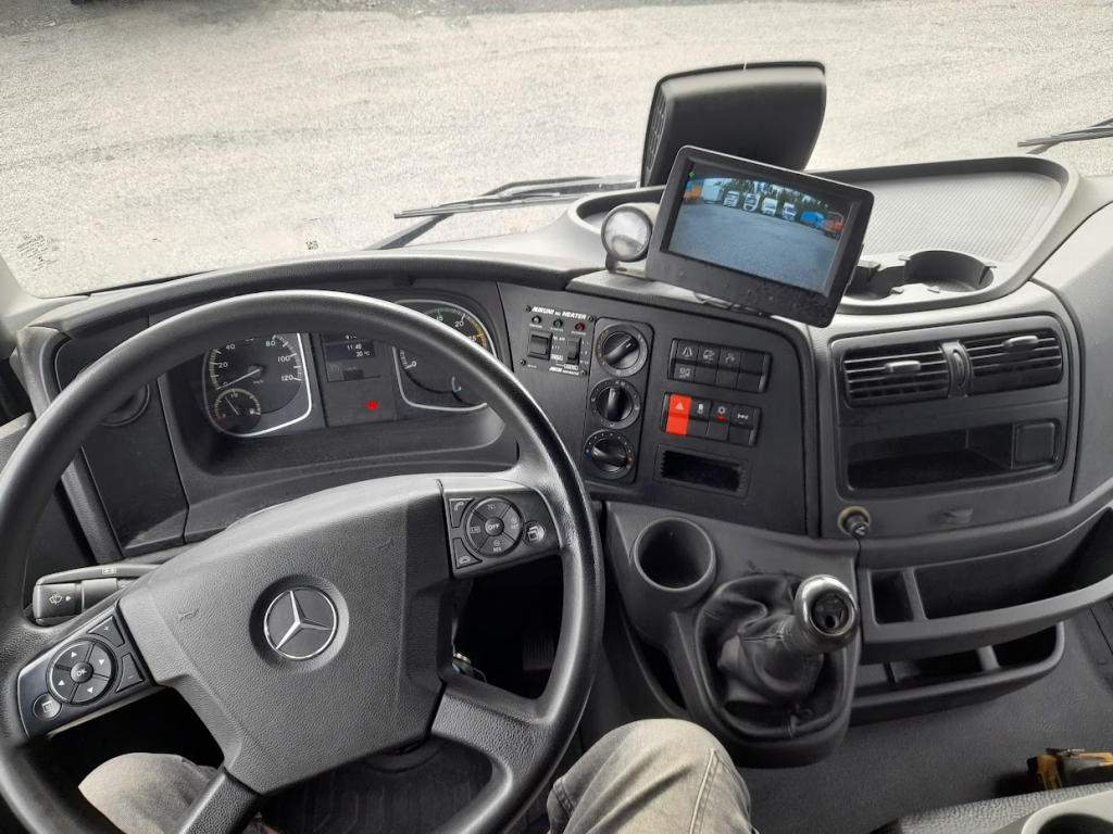 MB Atego 918 全侧开+机身加热器 kuva 7