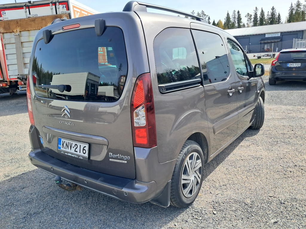 雪铁龙 VAN Berlingo Multispace BlueHDi 100 自动售货机 kuva 3