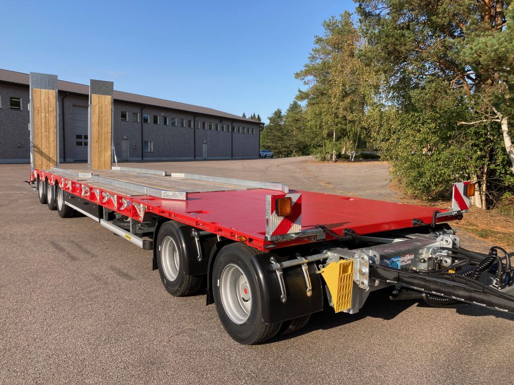 HUMBAUR 5-AKSELINEN + 12,2M SUORA KANSI + LEVIKKEET + HYDRAULISET AJOSILLAT kuva 4