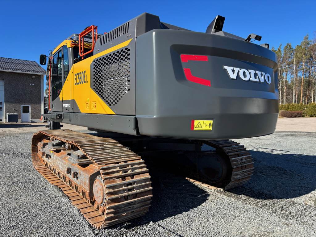 VOLVO EC550EL + 750MM TELAT + TÄYSPITKÄT OHJURIT + KAHDET HYDRAULIIKAT + RASVARI kuva 2