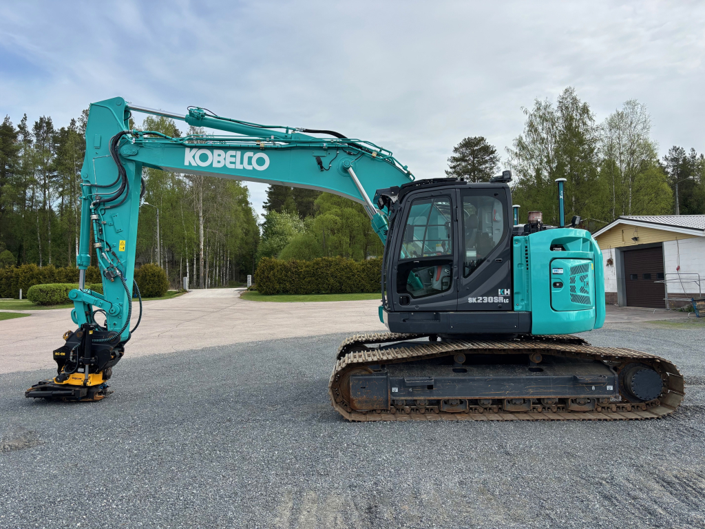 KOBELCO SK230SRLC-7 + 800MM ROLLERS + GREASE + HEATER + S70 + PROBO EC226 + NOVATRON 3D