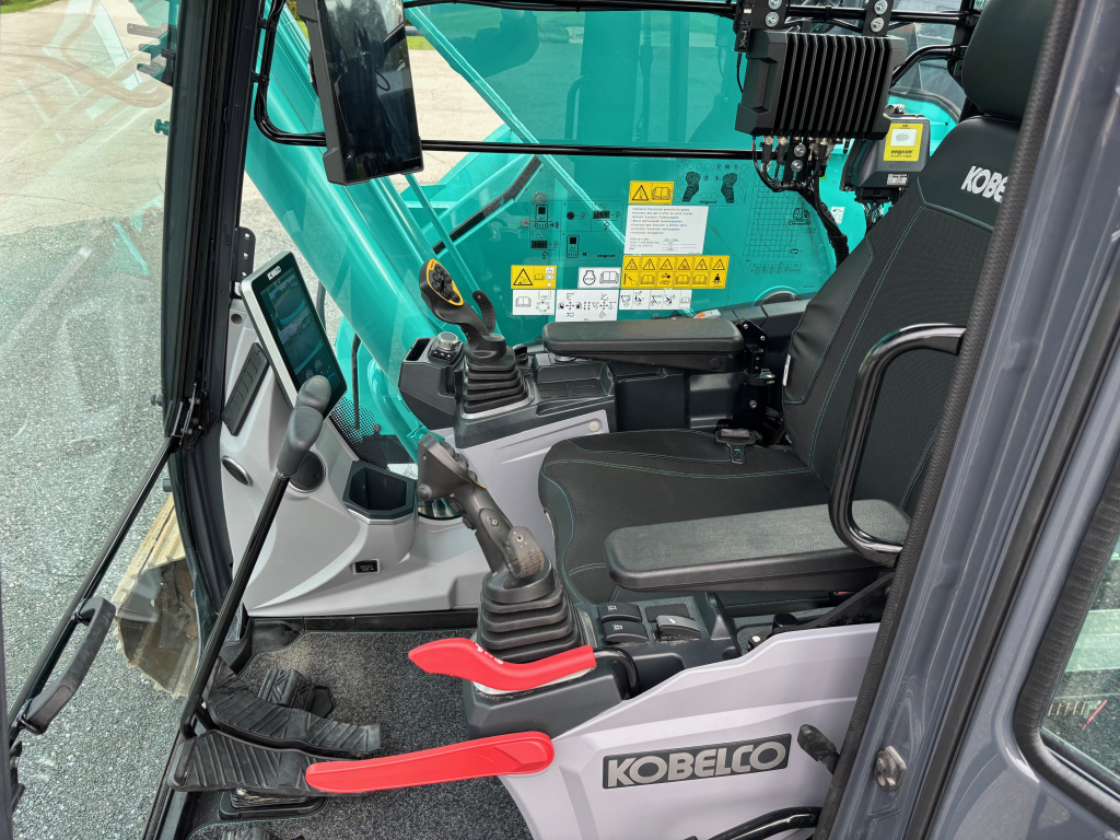 KOBELCO SK230SRLC-7 + 800MM ROLLERS + GREASE + HEATER + S70 + PROBO EC226 + NOVATRON 3D kuva 15