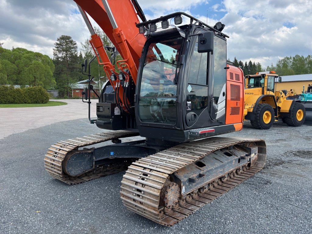 HITACHI ZAXIS225USLC-6 + GREASE + HEATER + INDEXATOR R8 + LEICA 3D kuva 4