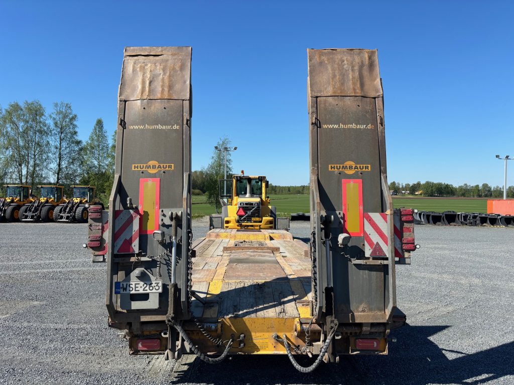 HUMBAUR 4-AKSELINEN + 9,8M POKATTU KANSI + ILMAJOUSET + LEVIKKEET + HYDRAULISET RAMPIT kuva 7