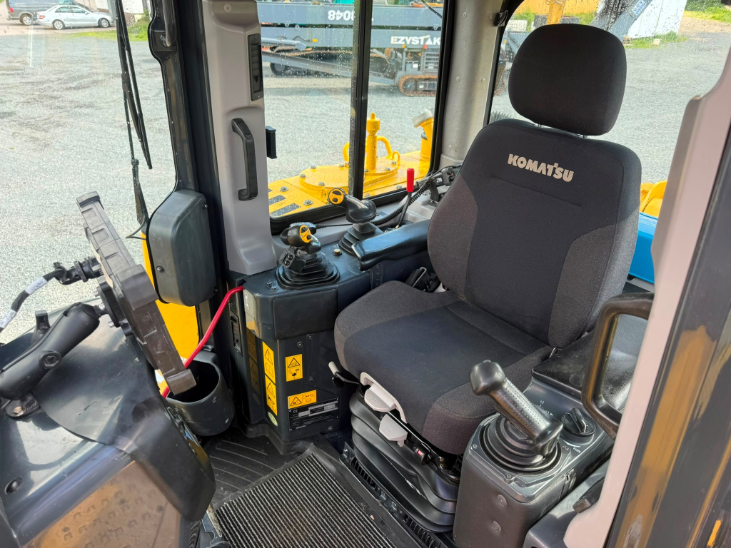 KOMATSU D155AX-8 + SU BUMPER + RIPPER + EBERI + TRIMPLE MACHINE CONTROL kuva 9