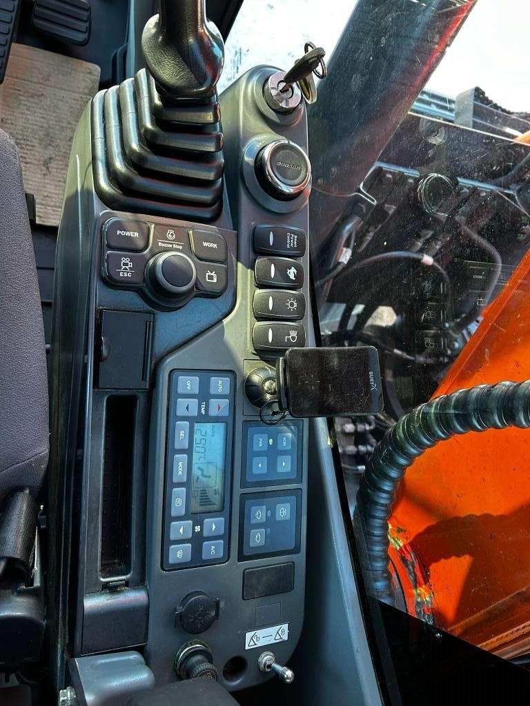 دوسان DX160LC-5 HT / مارتيني، سخان، شحم! kuva 20