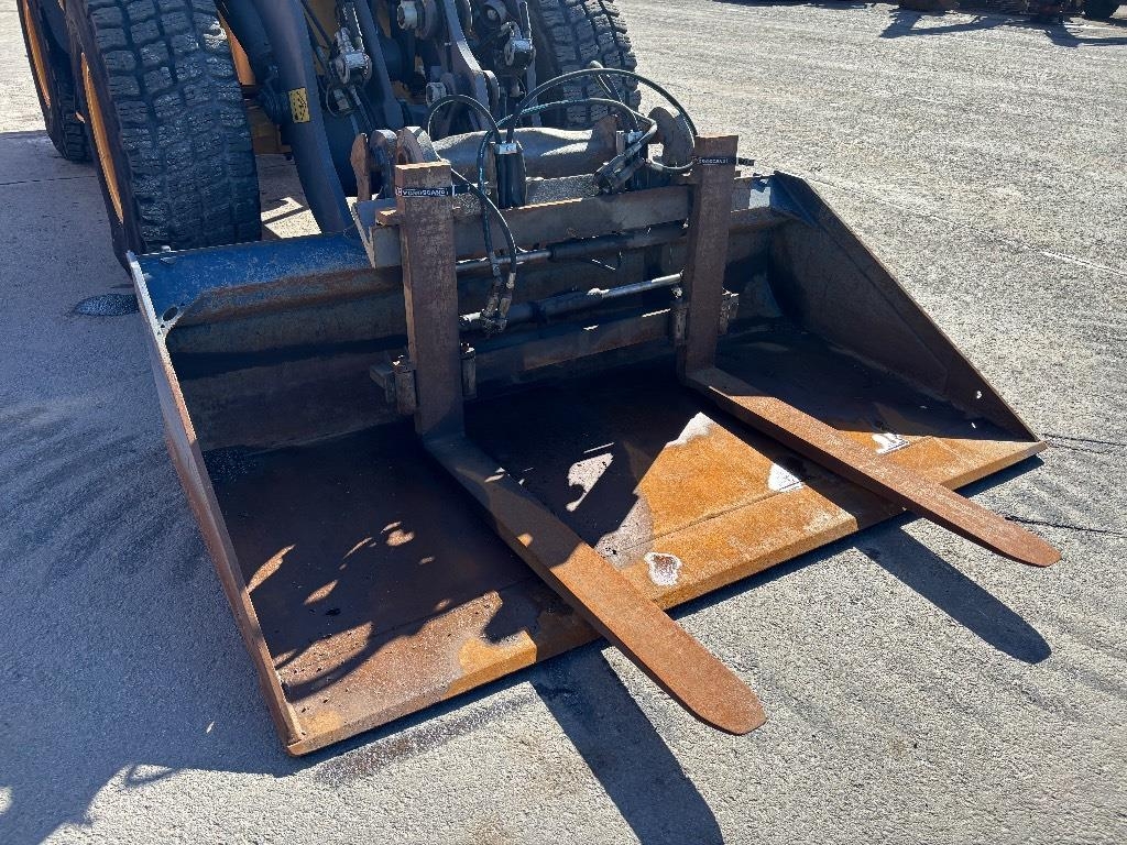 Volvo L 70 F / 4.äs hyd, CDC, BSS, Hyd. pointes, seau kuva 7
