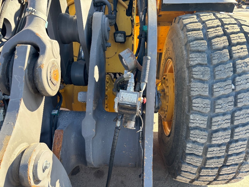 Volvo L 70 F / 4.äs hyd, CDC, BSS, Hyd. pointes, seau kuva 8
