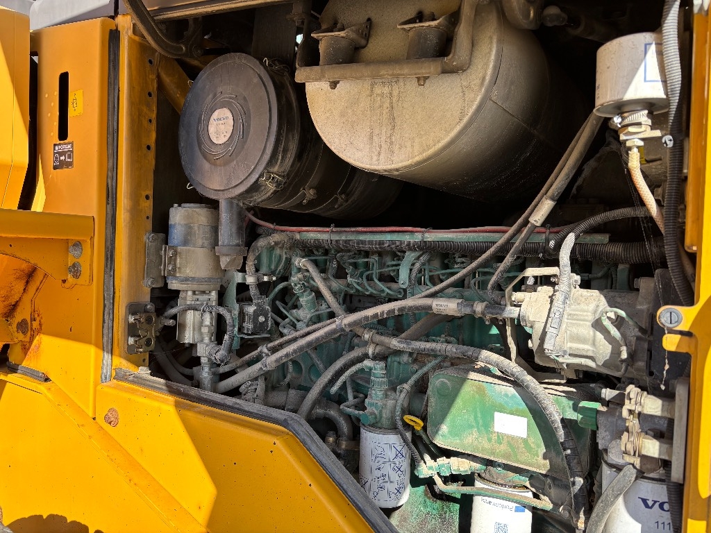 Volvo L 70 F / 4.äs hyd, CDC, BSS, Hyd. pointes, seau kuva 12