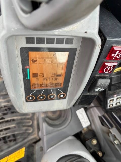 Hitachi ZX 55 U-6 / Engcon + Pliers, Grease, 3 Buckets kuva 16