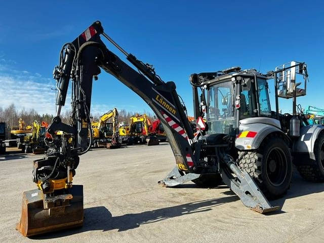 Lännen 8800 / Engcon Kronospylväsnostin Ym.. kuva 2
