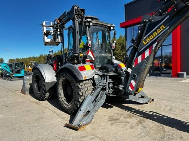 Lännen 8800 / Engcon Kronospylväsnostin Ym.. kuva 3