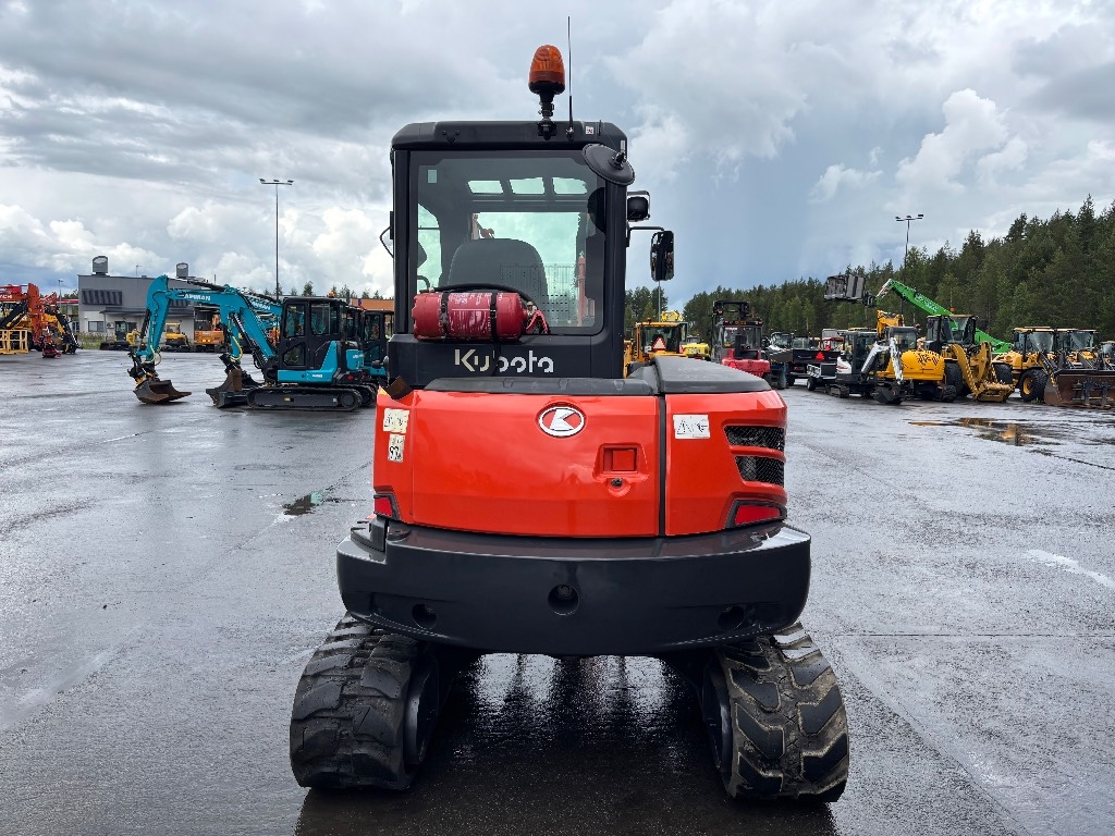 Kubota KX 057-4 / Pyörittäjä, 3 Kauhaa, Rasvari kuva 4
