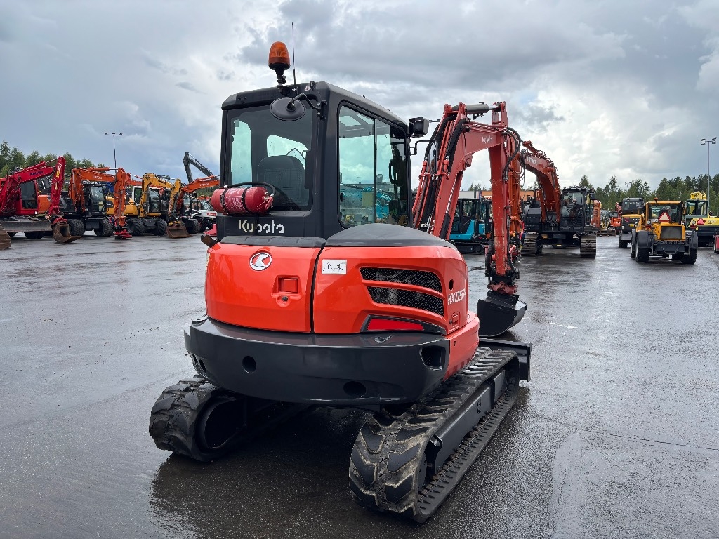 Kubota KX 057-4 / Pyörittäjä, 3 Kauhaa, Rasvari kuva 5