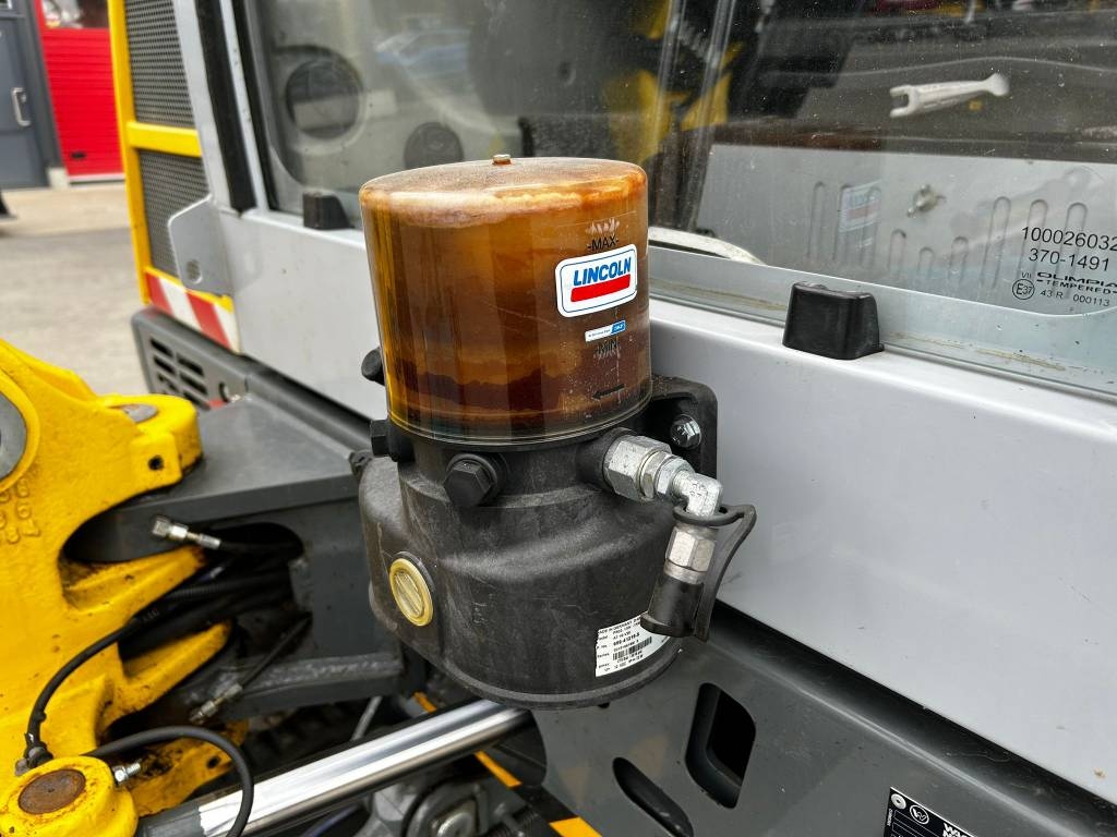 Wacker Neuson EZ 38 / Huippuvarusteltu minikaivuri! kuva 10