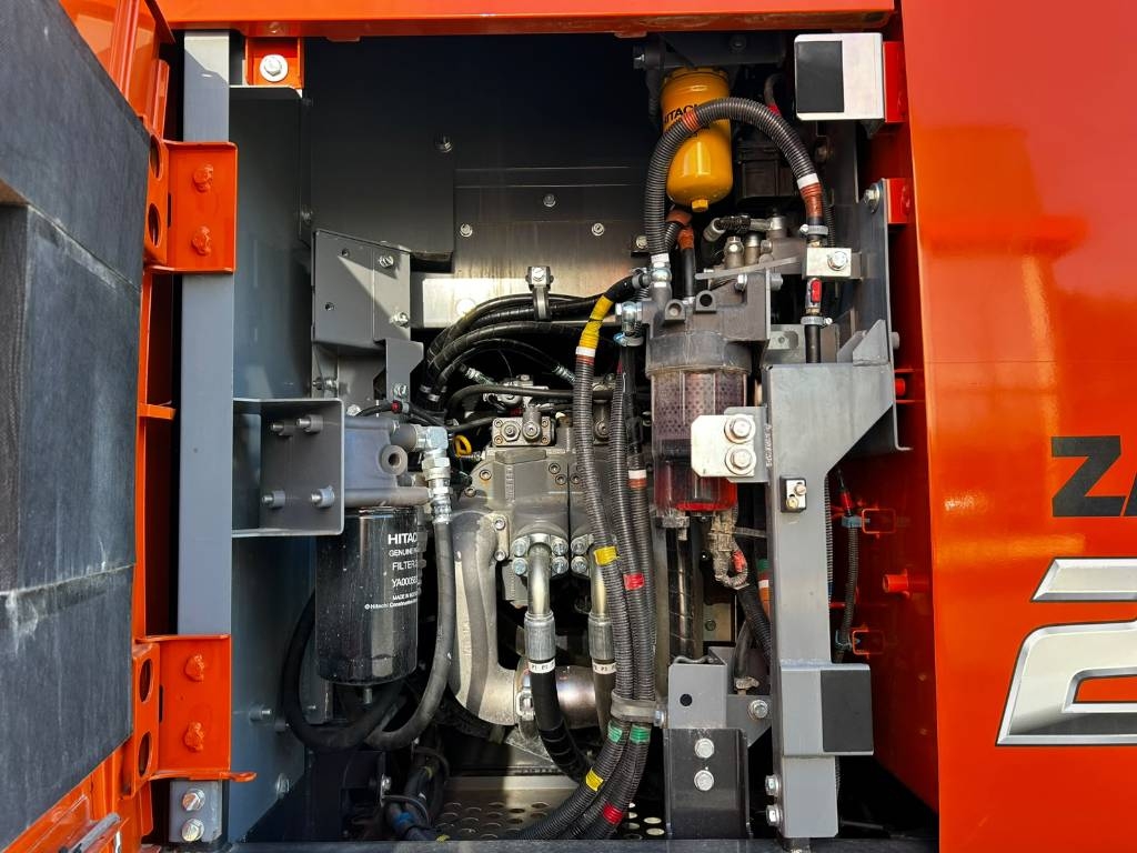 Hitachi ZX 225 US R LC-7 / V etapp, madalad tunnid kuva 11