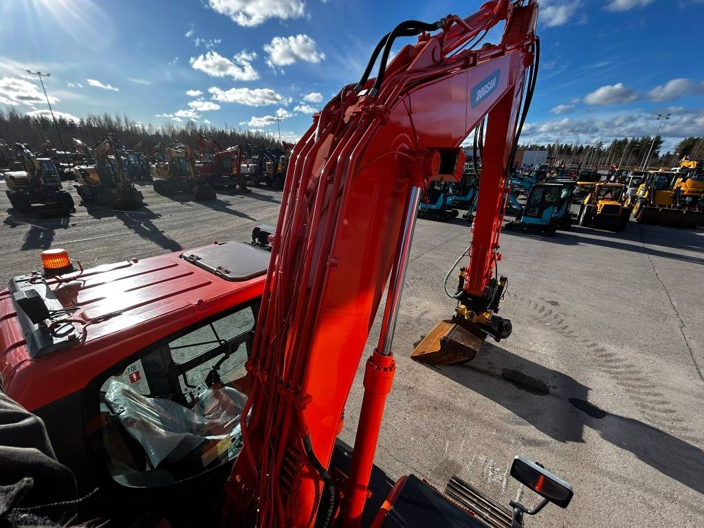 Doosan DX 140 LC / Engcon, мастило, ковш, без альві. kuva 21