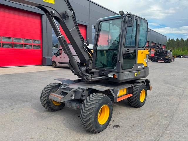 Volvo EW 60 E / Tiltti+Pihdit,4 Lisälaitetta, HIENO !!!! kuva 2