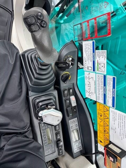 Kobelco SK 160 BR-5 / Sur une plateforme spéciale YM... kuva 20