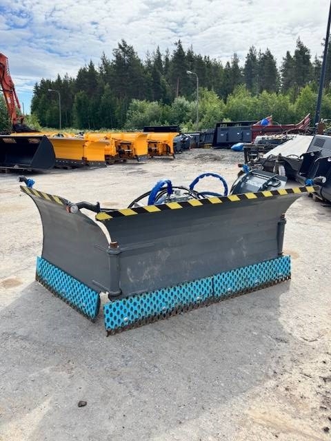 CASE 321 F / 8 KPL LISÄLAITETTA !!!! kuva 22