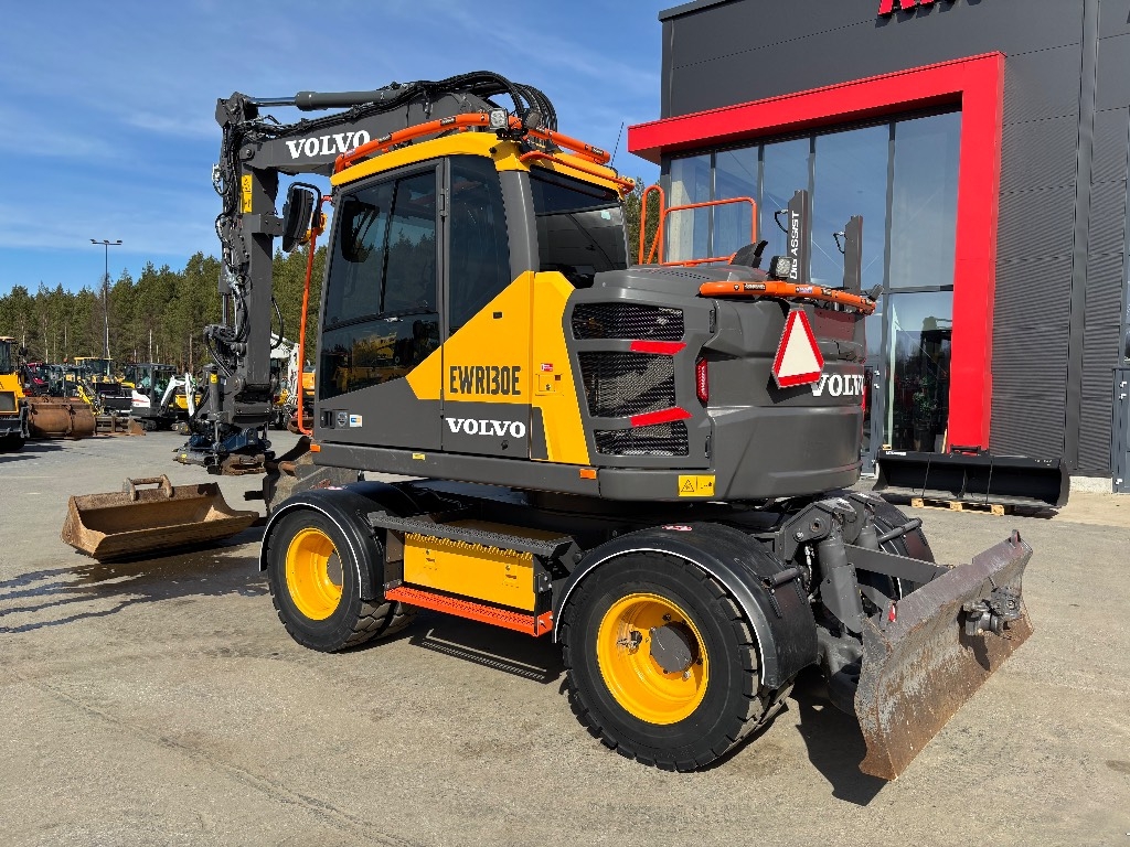 Volvo EWR 130 E / Muy bien equipado, StageV kuva 3