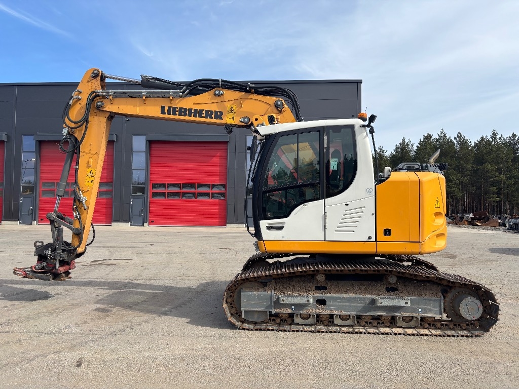 Liebherr R 914 شركات / دوار، شحم، سخان